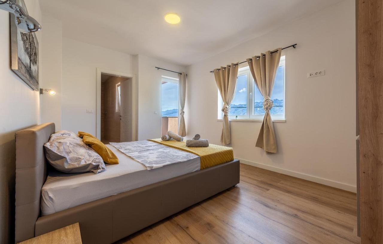 Private House Villa Velebita Ražanac Esterno foto