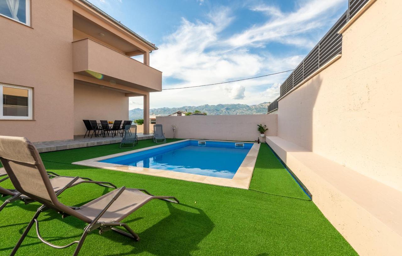 Private House Villa Velebita Ražanac Esterno foto