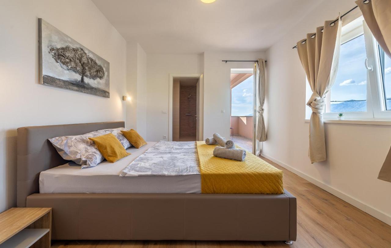 Private House Villa Velebita Ražanac Esterno foto